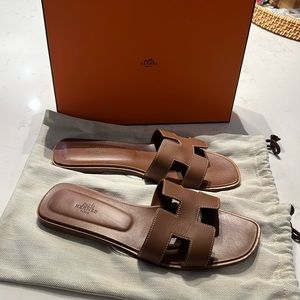 Hermes Oran Sandals 41.5